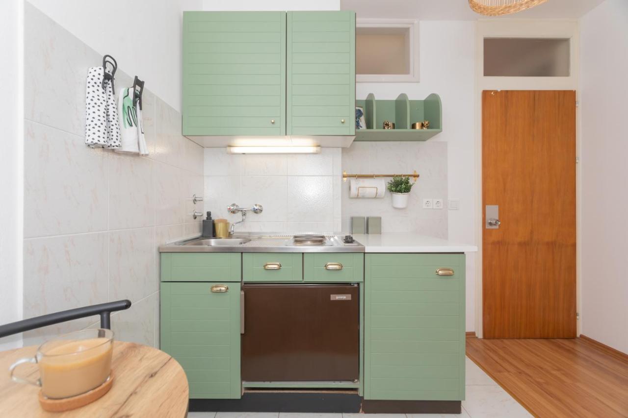 Moon And Dream Apartment Бродарика Екстериор снимка