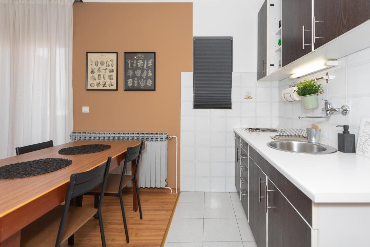 Moon And Dream Apartment Бродарика Екстериор снимка