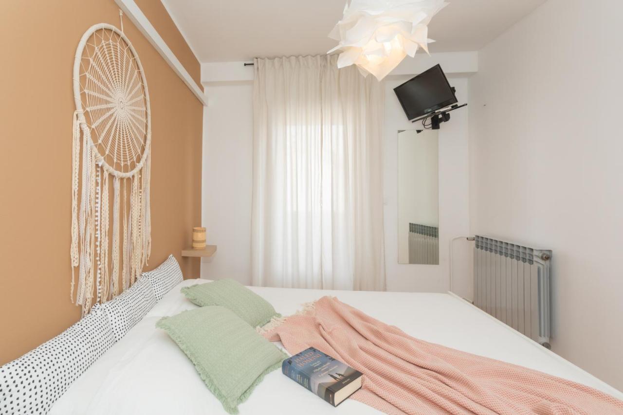Moon And Dream Apartment Бродарика Екстериор снимка